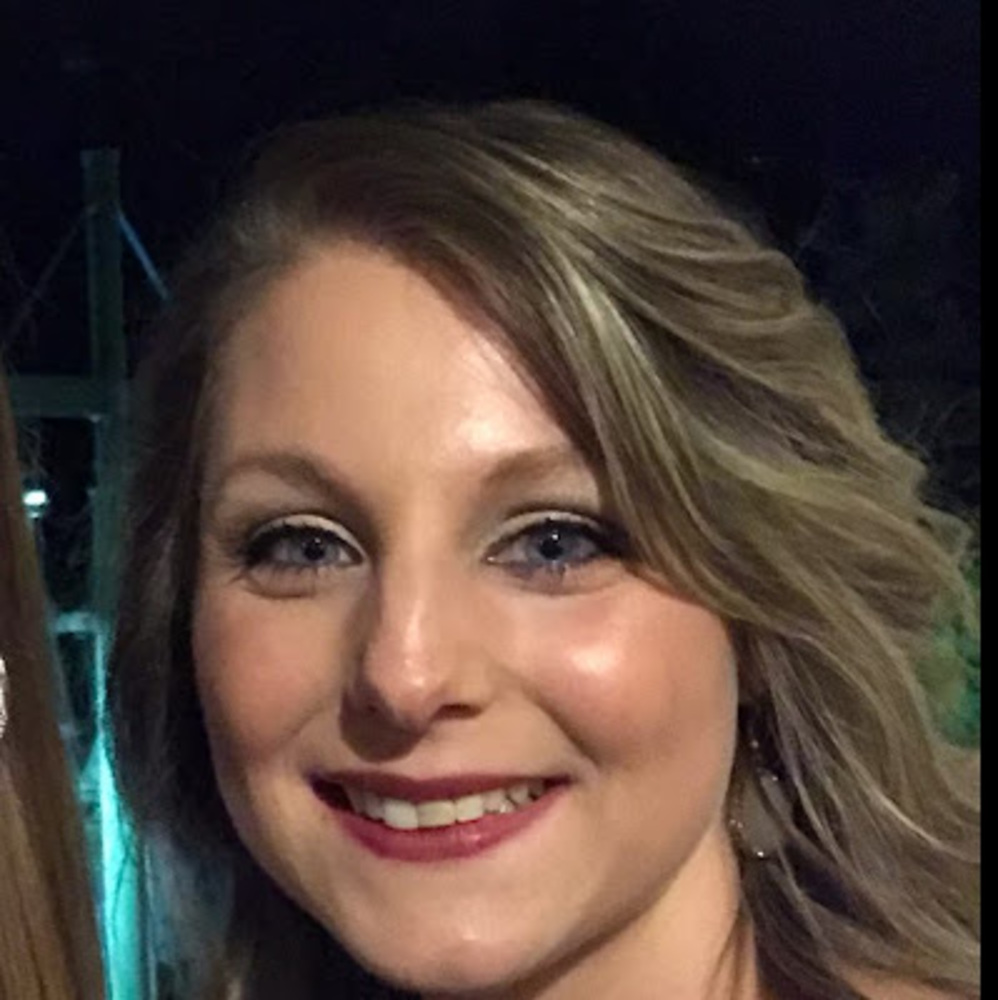Meet your Posher, Abigail